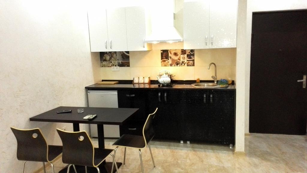 Apartment Melashvili 4 Batumi Eksteriør billede